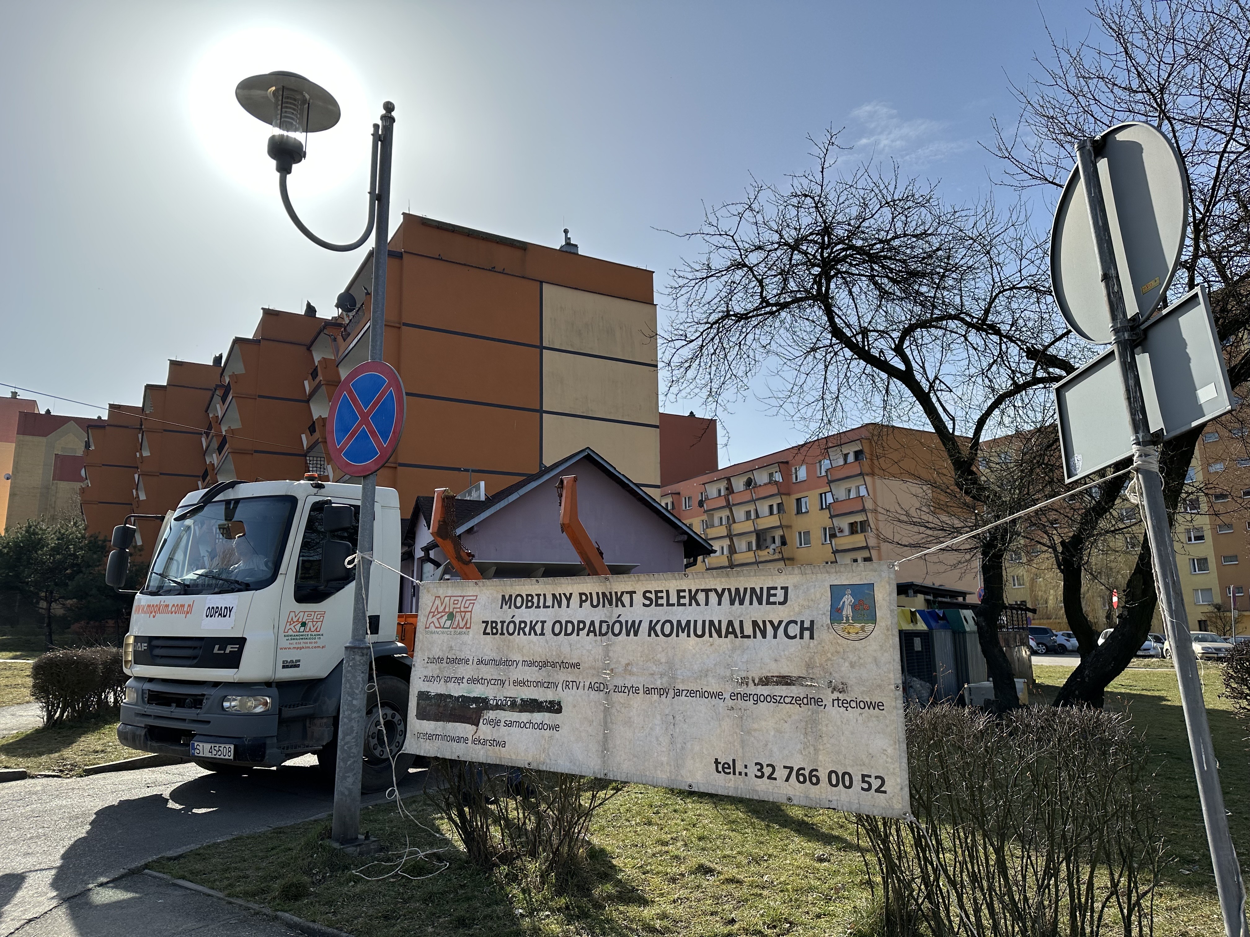 Zdjęcie Mobilny Punkt Selektywnej Zbiórki Odpadów Komualnych.jpeg